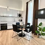 Feelathome Conde Apartments